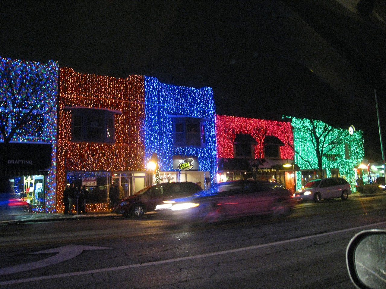 Christmas 2007 Burns Rochester Lights 066.jpg - Christmas 2007! The Misselhorn, Kasdorf and Burns families come together for the celebration! Lots of talk, food, presents, food and visiting.